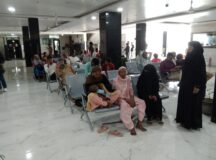 जेजे. अस्पताल में सुबह के वक्त मरीजों की भीड़