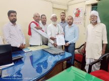 ग्रामीण जनस्वास्थ्य रक्षकों ने बहाली के लिए सीएमओ को सौपा ज्ञापन