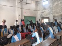 डीआईओएस सोमारू प्रधान ने किया स्कूलों का औचक निरीक्षण, तीन शिक्षकों का वेतन रोका