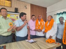 शिक्षक नौकरी से सेवानिवृत्त होते हैं दायित्वों से नहीं- धर्मेन्द्र पाल