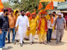 भव्य कलश यात्रा के साथ सात दिवसीय श्रीमद्भागवत कथा रसोत्सव का शुभारंभ