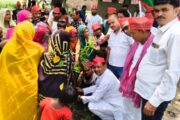 अखिलेश यादव के जन्मदिन पर उग्रसेन सिंह ने शोहरतगढ़ में किया वृक्षारोपण 