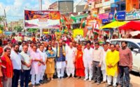 सिद्धार्थनगर में निकली मौन पदयात्रा, विधायक राही, सांसद व नपाध्यक्ष ने दी श्रद्धांजलि
